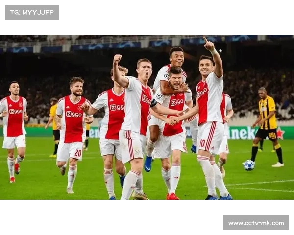 阿贾克斯4-2卡拉巴赫，荷甲豪门客场攻势如潮